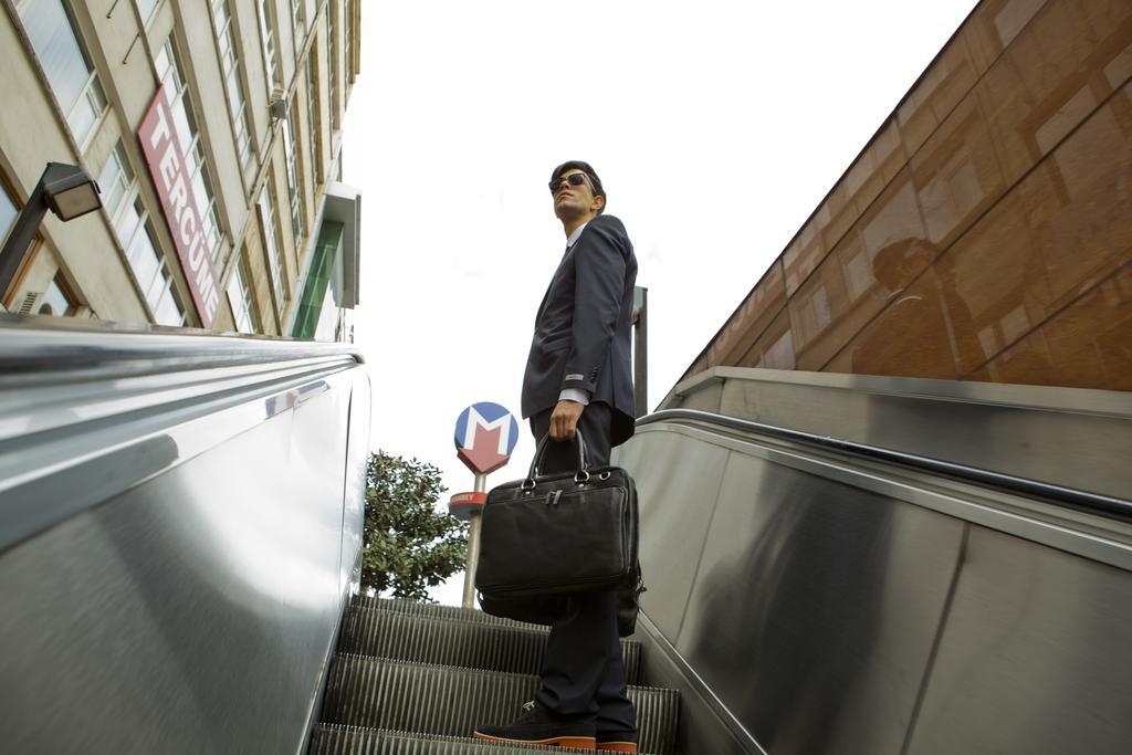 Lasagrada Hotel Istanbul Exterior photo Escalator